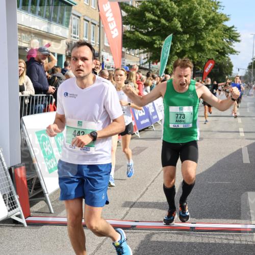 15.09.2024 - PSD Bank Halbmarathon Strokosch-Dieckow http://msf.ph/oto/7092851 15.09.2024 11:44:47 Ziel 442, 773, 962, 1179, 1206, 1227, 1317, 1450, 1583, 1806, 2496, 2554, 2667, 3515 meine-sportfotos.de