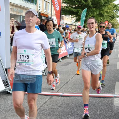15.09.2024 - PSD Bank Halbmarathon Strokosch-Dieckow http://msf.ph/oto/7092857 15.09.2024 11:38:47 Ziel 764, 828, 903, 935, 989, 1094, 1142, 1170, 1175, 1189, 1371, 1461, 2485, 2660 meine-sportfotos.de