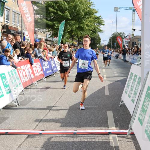 15.09.2024 - PSD Bank Halbmarathon Strokosch-Dieckow http://msf.ph/oto/7092878 15.09.2024 11:44:50 Ziel 442, 773, 1179, 1206, 1227, 1317, 1450, 1583, 1598, 1734, 1806, 2496, 2534, 2554, 3515 meine-sportfotos.de