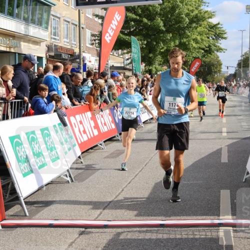 15.09.2024 - PSD Bank Halbmarathon Strokosch-Dieckow http://msf.ph/oto/7092888 15.09.2024 11:39:01 Ziel 935, 1174, 1189, 1222, 1348, 1384, 2485, 2623, 2724 meine-sportfotos.de