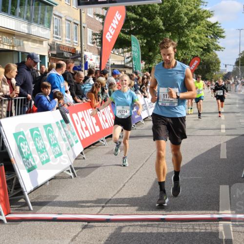 15.09.2024 - PSD Bank Halbmarathon Strokosch-Dieckow http://msf.ph/oto/7092895 15.09.2024 11:39:01 Ziel 935, 1174, 1189, 1222, 1348, 1384, 2485, 2623, 2724 meine-sportfotos.de