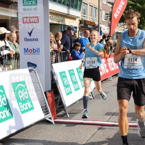 15.09.2024 - PSD Bank Halbmarathon Strokosch-Dieckow http://msf.ph/oto/7092914 15.09.2024 11:39:02 Ziel 935, 1174, 1222, 1348, 1384, 2485, 2623, 2724 meine-sportfotos.de