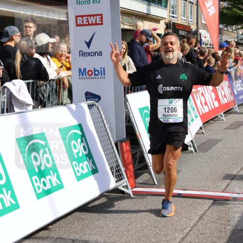 15.09.2024 - PSD Bank Halbmarathon Strokosch-Dieckow http://msf.ph/oto/7092915 15.09.2024 11:44:52 Ziel 442, 773, 1179, 1206, 1317, 1450, 1583, 1598, 1734, 1806, 2534, 2554, 3515 meine-sportfotos.de