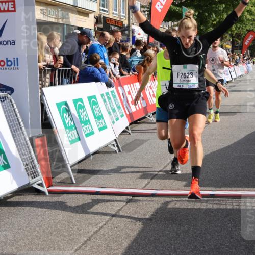 15.09.2024 - PSD Bank Halbmarathon Strokosch-Dieckow http://msf.ph/oto/7092926 15.09.2024 11:39:05 Ziel 935, 1174, 1222, 1249, 1348, 1384, 2485, 2623, 2724 meine-sportfotos.de