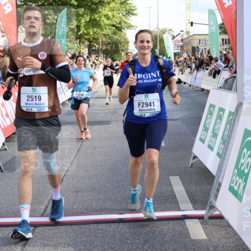 15.09.2024 - PSD Bank Halbmarathon Strokosch-Dieckow http://msf.ph/oto/7092957 15.09.2024 12:11:31 Ziel 776, 1861, 2218, 2519, 2540, 2888, 2941, 3520, 3530 meine-sportfotos.de