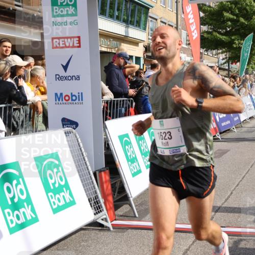 15.09.2024 - PSD Bank Halbmarathon Strokosch-Dieckow http://msf.ph/oto/7092973 15.09.2024 11:45:02 Ziel 1167, 1206, 1598, 1623, 1734, 1806, 2534, 2679 meine-sportfotos.de