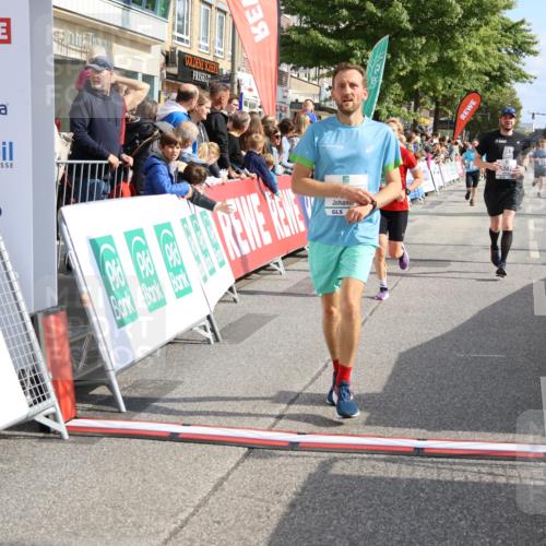 15.09.2024 - PSD Bank Halbmarathon Strokosch-Dieckow http://msf.ph/oto/7093054 15.09.2024 11:45:17 Ziel 916, 949, 1114, 1167, 1415, 1587, 1988, 2503, 2647, 2679, 3514 meine-sportfotos.de