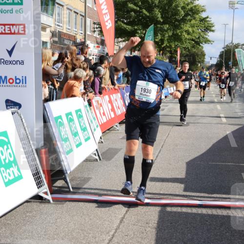 15.09.2024 - PSD Bank Halbmarathon Strokosch-Dieckow http://msf.ph/oto/7093061 15.09.2024 12:11:45 Ziel 1242, 1930, 2005, 2031, 2193, 2220, 2540, 2884, 2888, 3209, 3530 meine-sportfotos.de
