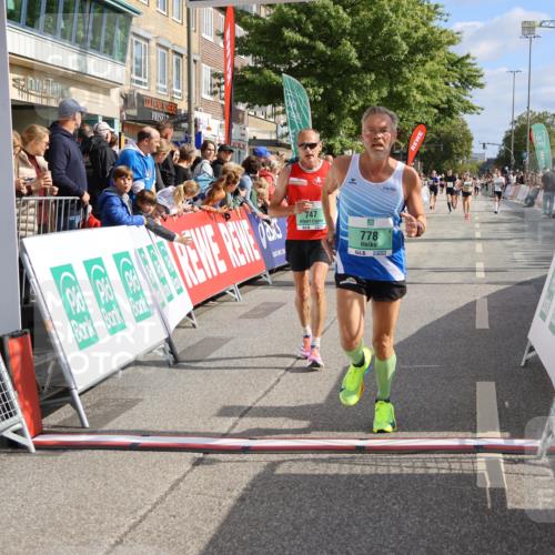 15.09.2024 - PSD Bank Halbmarathon Strokosch-Dieckow http://msf.ph/oto/7093075 15.09.2024 11:39:28 Ziel 747, 778, 912, 913, 1191, 2233, 2618 meine-sportfotos.de