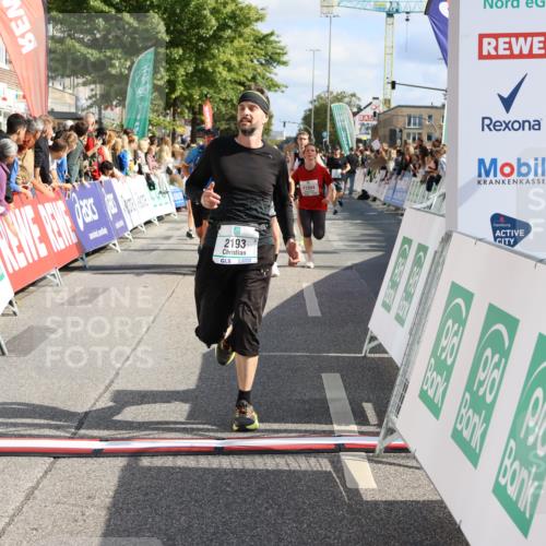 15.09.2024 - PSD Bank Halbmarathon Strokosch-Dieckow http://msf.ph/oto/7093076 15.09.2024 12:11:50 Ziel 1242, 1634, 1930, 2005, 2031, 2187, 2193, 2220, 2226, 2782, 2884, 3209, 3223, 3521 meine-sportfotos.de
