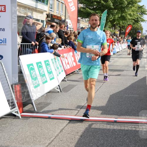 15.09.2024 - PSD Bank Halbmarathon Strokosch-Dieckow http://msf.ph/oto/7093079 15.09.2024 11:45:17 Ziel 916, 949, 1114, 1167, 1415, 1587, 1988, 2503, 2647, 2679, 3514 meine-sportfotos.de