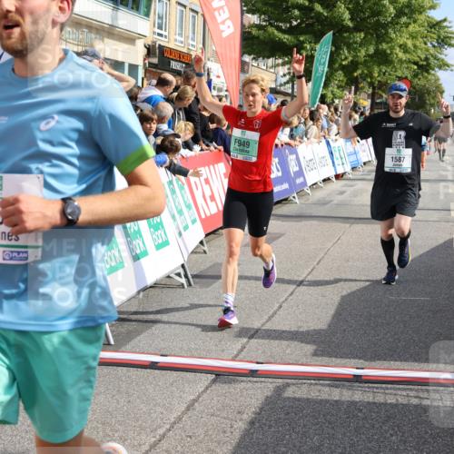 15.09.2024 - PSD Bank Halbmarathon Strokosch-Dieckow http://msf.ph/oto/7093083 15.09.2024 11:45:18 Ziel 916, 949, 1114, 1415, 1587, 1988, 2503, 2647, 2679, 3514 meine-sportfotos.de