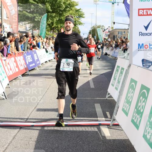 15.09.2024 - PSD Bank Halbmarathon Strokosch-Dieckow http://msf.ph/oto/7093088 15.09.2024 12:11:50 Ziel 1242, 1634, 1930, 2005, 2031, 2187, 2193, 2220, 2226, 2782, 2884, 3209, 3223, 3521 meine-sportfotos.de
