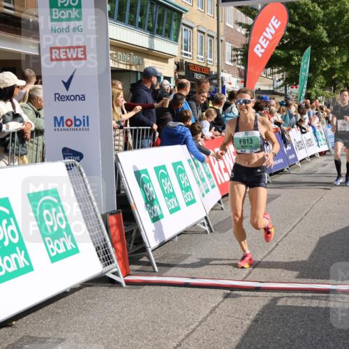 15.09.2024 - PSD Bank Halbmarathon Strokosch-Dieckow http://msf.ph/oto/7093098 15.09.2024 11:39:36 Ziel 739, 747, 778, 913, 933, 1266, 1424, 2628, 2650 meine-sportfotos.de