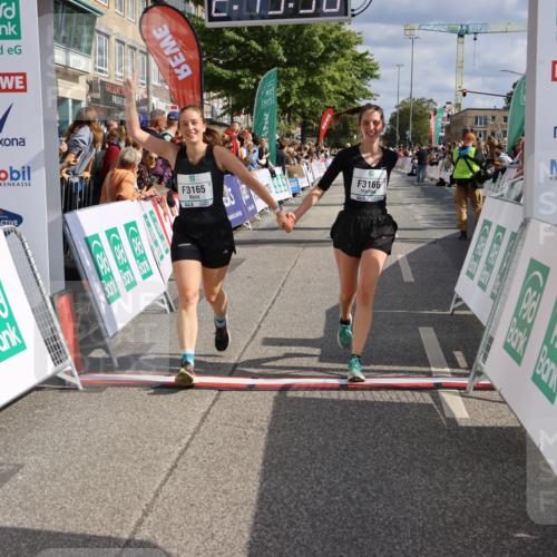 15.09.2024 - PSD Bank Halbmarathon Strokosch-Dieckow http://msf.ph/oto/7093107 15.09.2024 12:16:41 Ziel 2453, 2859, 3061, 3081, 3082, 3148, 3149, 3165, 3166, 3465 meine-sportfotos.de