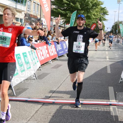 15.09.2024 - PSD Bank Halbmarathon Strokosch-Dieckow http://msf.ph/oto/7093115 15.09.2024 11:45:19 Ziel 916, 949, 1114, 1280, 1373, 1415, 1587, 1988, 2503, 2647, 3514 meine-sportfotos.de