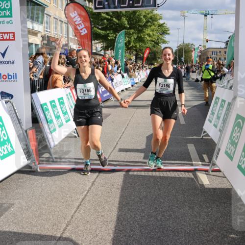 15.09.2024 - PSD Bank Halbmarathon Strokosch-Dieckow http://msf.ph/oto/7093121 15.09.2024 12:16:42 Ziel 2453, 2859, 3061, 3081, 3082, 3097, 3148, 3149, 3165, 3166, 3465 meine-sportfotos.de