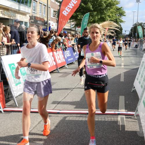 15.09.2024 - PSD Bank Halbmarathon Strokosch-Dieckow http://msf.ph/oto/7093155 15.09.2024 11:39:43 Ziel 739, 913, 933, 954, 1060, 1266, 1382, 1397, 1424, 2628, 2650 meine-sportfotos.de