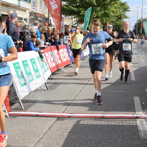 15.09.2024 - PSD Bank Halbmarathon Strokosch-Dieckow http://msf.ph/oto/7093156 15.09.2024 11:45:26 Ziel 949, 1114, 1268, 1280, 1313, 1373, 1421, 1587, 1737, 1988, 2495, 2503, 2647, 2683, 3514 meine-sportfotos.de