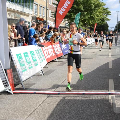 15.09.2024 - PSD Bank Halbmarathon Strokosch-Dieckow http://msf.ph/oto/7093176 15.09.2024 11:39:48 Ziel 739, 913, 933, 954, 1060, 1240, 1266, 1382, 1395, 1397, 1424, 1481, 2163, 2568, 2628, 2650 meine-sportfotos.de