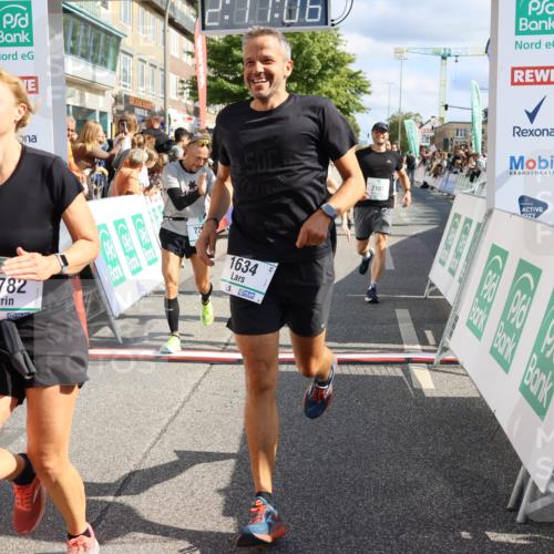 15.09.2024 - PSD Bank Halbmarathon Strokosch-Dieckow http://msf.ph/oto/7093181 15.09.2024 12:11:57 Ziel 1634, 1930, 2005, 2031, 2187, 2193, 2197, 2220, 2226, 2405, 2406, 2575, 2782, 2884, 3209, 3223, 3521 meine-sportfotos.de