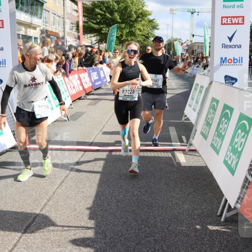 15.09.2024 - PSD Bank Halbmarathon Strokosch-Dieckow http://msf.ph/oto/7093185 15.09.2024 12:11:57 Ziel 1634, 1930, 2005, 2031, 2187, 2193, 2197, 2220, 2226, 2405, 2406, 2575, 2782, 2884, 3209, 3223, 3521 meine-sportfotos.de