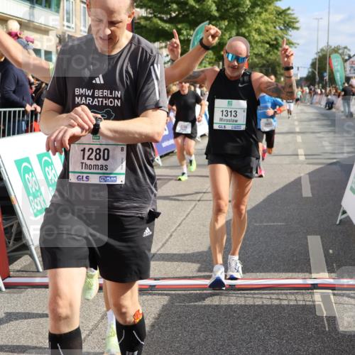 15.09.2024 - PSD Bank Halbmarathon Strokosch-Dieckow http://msf.ph/oto/7093195 15.09.2024 11:45:28 Ziel 949, 1114, 1268, 1280, 1313, 1373, 1421, 1587, 1737, 1988, 2495, 2503, 2647, 2683 meine-sportfotos.de