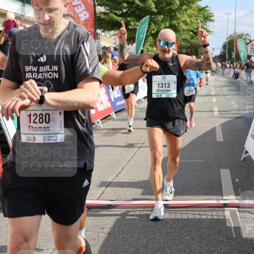15.09.2024 - PSD Bank Halbmarathon Strokosch-Dieckow http://msf.ph/oto/7093202 15.09.2024 11:45:28 Ziel 949, 1114, 1268, 1280, 1313, 1373, 1421, 1587, 1737, 1988, 2495, 2503, 2647, 2683 meine-sportfotos.de