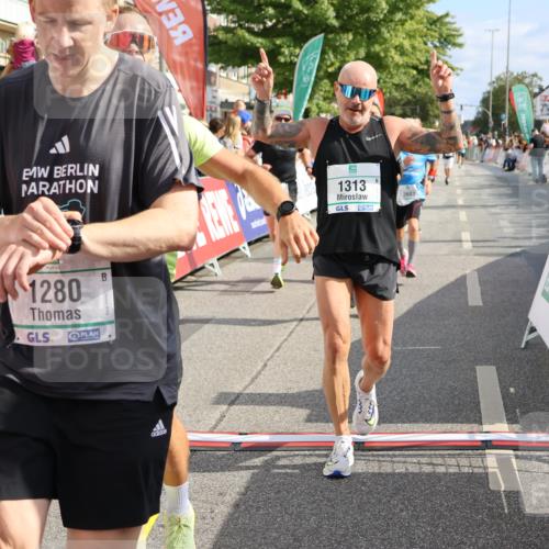15.09.2024 - PSD Bank Halbmarathon Strokosch-Dieckow http://msf.ph/oto/7093205 15.09.2024 11:45:28 Ziel 949, 1114, 1268, 1280, 1313, 1373, 1421, 1587, 1737, 1988, 2495, 2503, 2647, 2683 meine-sportfotos.de