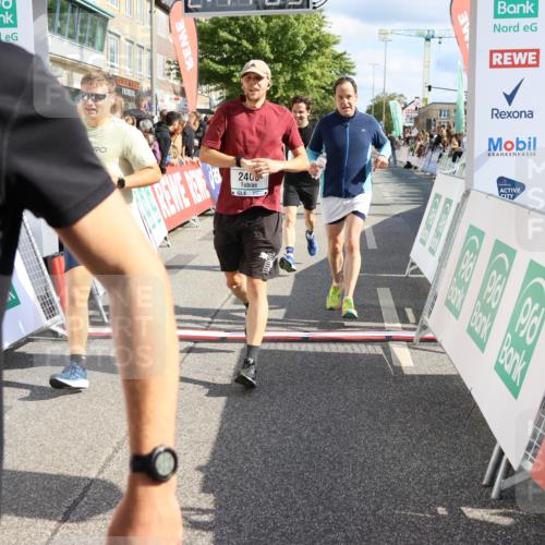 15.09.2024 - PSD Bank Halbmarathon Strokosch-Dieckow http://msf.ph/oto/7093219 15.09.2024 12:12:00 Ziel 1634, 1856, 2005, 2031, 2187, 2193, 2197, 2220, 2226, 2405, 2406, 2575, 2782, 2810, 2884, 3209, 3223, 3521 meine-sportfotos.de