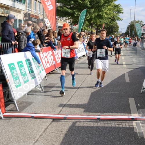 15.09.2024 - PSD Bank Halbmarathon Strokosch-Dieckow http://msf.ph/oto/7093237 15.09.2024 11:45:38 Ziel 951, 973, 1138, 1268, 1280, 1313, 1373, 1421, 1454, 1477, 1626, 1737, 2495, 2632, 2683, 2851 meine-sportfotos.de