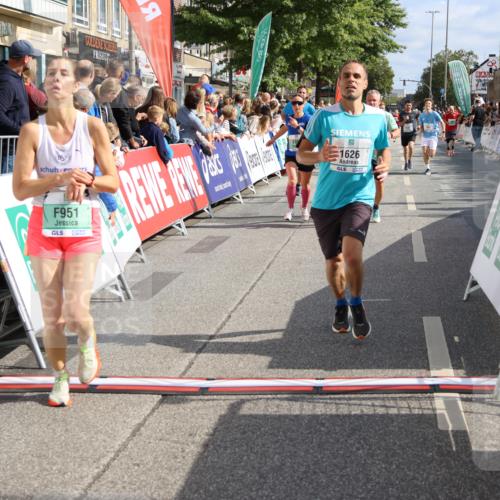 15.09.2024 - PSD Bank Halbmarathon Strokosch-Dieckow http://msf.ph/oto/7093273 15.09.2024 11:45:44 Ziel 835, 951, 957, 973, 1138, 1407, 1437, 1454, 1477, 1626, 1737, 1791, 2310, 2332, 2632, 2851 meine-sportfotos.de