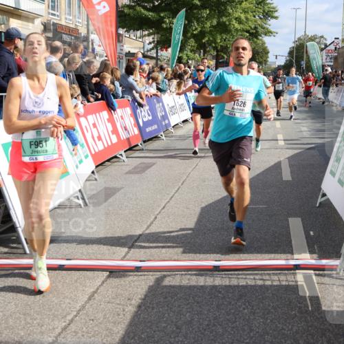 15.09.2024 - PSD Bank Halbmarathon Strokosch-Dieckow http://msf.ph/oto/7093277 15.09.2024 11:45:44 Ziel 835, 951, 957, 973, 1138, 1407, 1437, 1454, 1477, 1626, 1737, 1791, 2310, 2332, 2632, 2851 meine-sportfotos.de