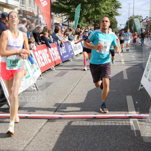 15.09.2024 - PSD Bank Halbmarathon Strokosch-Dieckow http://msf.ph/oto/7093280 15.09.2024 11:45:44 Ziel 835, 951, 957, 973, 1138, 1407, 1437, 1454, 1477, 1626, 1737, 1791, 2310, 2332, 2632, 2851 meine-sportfotos.de