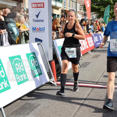 15.09.2024 - PSD Bank Halbmarathon Strokosch-Dieckow http://msf.ph/oto/7093284 15.09.2024 12:12:08 Ziel 1634, 1856, 2001, 2187, 2197, 2226, 2405, 2406, 2575, 2782, 2809, 2810, 3223 meine-sportfotos.de