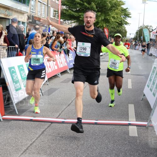 15.09.2024 - PSD Bank Halbmarathon Strokosch-Dieckow http://msf.ph/oto/7093325 15.09.2024 11:40:08 Ziel 940, 961, 1062, 1156, 1255, 1290, 1591, 2551 meine-sportfotos.de