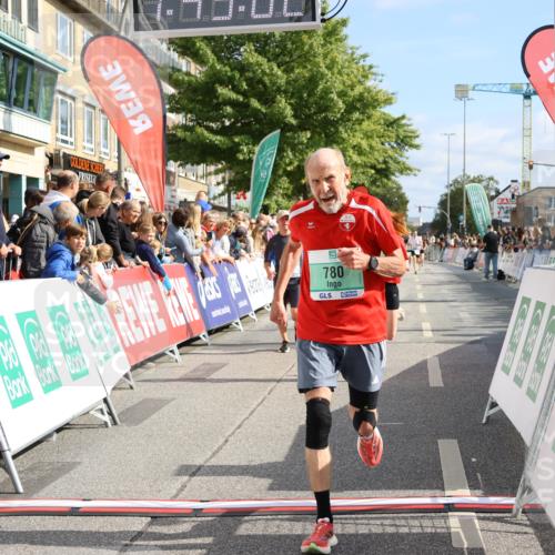 15.09.2024 - PSD Bank Halbmarathon Strokosch-Dieckow http://msf.ph/oto/7093331 15.09.2024 11:45:53 Ziel 780, 835, 951, 957, 973, 982, 1138, 1407, 1437, 1626, 1791, 2310, 2332, 2483, 2632 meine-sportfotos.de