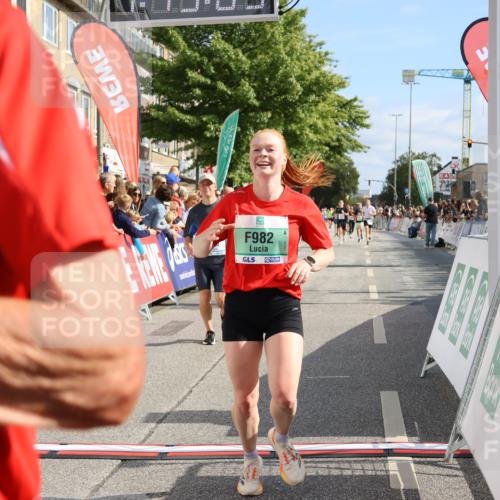 15.09.2024 - PSD Bank Halbmarathon Strokosch-Dieckow http://msf.ph/oto/7093340 15.09.2024 11:45:54 Ziel 780, 835, 951, 957, 973, 982, 1138, 1407, 1437, 1626, 1791, 2310, 2332, 2483 meine-sportfotos.de