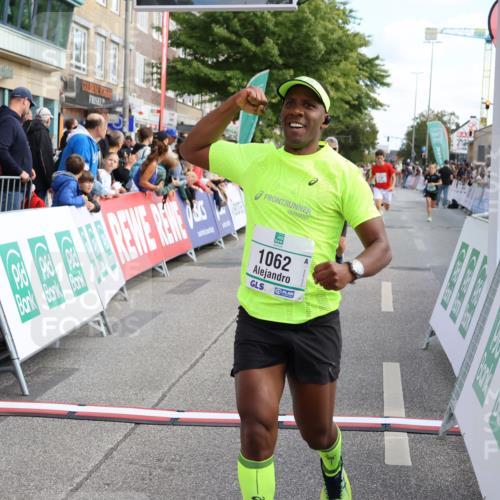 15.09.2024 - PSD Bank Halbmarathon Strokosch-Dieckow http://msf.ph/oto/7093342 15.09.2024 11:40:09 Ziel 940, 961, 1062, 1145, 1156, 1255, 1290, 1591, 2551 meine-sportfotos.de