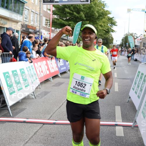 15.09.2024 - PSD Bank Halbmarathon Strokosch-Dieckow http://msf.ph/oto/7093351 15.09.2024 11:40:09 Ziel 940, 961, 1062, 1145, 1156, 1255, 1290, 1591, 2551 meine-sportfotos.de