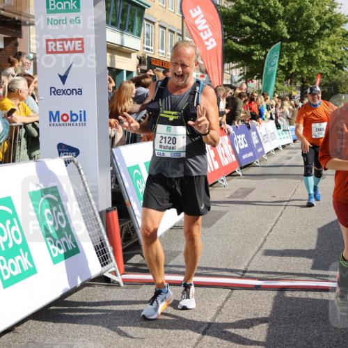 15.09.2024 - PSD Bank Halbmarathon Strokosch-Dieckow http://msf.ph/oto/7093381 15.09.2024 12:12:17 Ziel 1856, 2001, 2013, 2065, 2120, 2227, 2809, 2810, 3531 meine-sportfotos.de