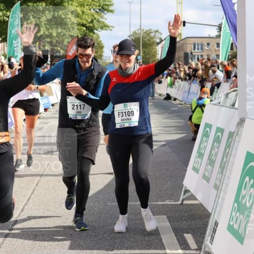 15.09.2024 - PSD Bank Halbmarathon Strokosch-Dieckow http://msf.ph/oto/7093404 15.09.2024 12:17:15 Ziel 1157, 2117, 2270, 2277, 2526, 2686, 2969, 3102, 3109, 3118, 3140, 3193, 3558 meine-sportfotos.de