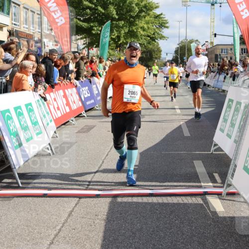 15.09.2024 - PSD Bank Halbmarathon Strokosch-Dieckow http://msf.ph/oto/7093406 15.09.2024 12:12:19 Ziel 1856, 2001, 2013, 2065, 2120, 2202, 2227, 2809, 2810, 3531 meine-sportfotos.de