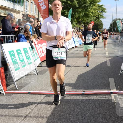 15.09.2024 - PSD Bank Halbmarathon Strokosch-Dieckow http://msf.ph/oto/7093411 15.09.2024 11:46:03 Ziel 780, 835, 982, 1209, 1351, 1975, 2483, 2705, 2988 meine-sportfotos.de