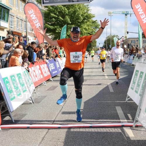 15.09.2024 - PSD Bank Halbmarathon Strokosch-Dieckow http://msf.ph/oto/7093416 15.09.2024 12:12:19 Ziel 1856, 2001, 2013, 2065, 2120, 2202, 2227, 2809, 2810, 3531 meine-sportfotos.de