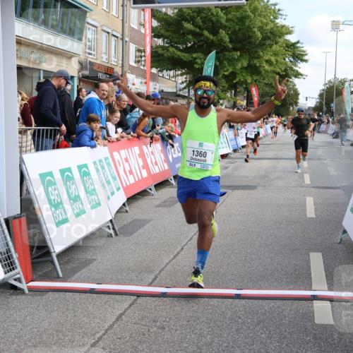 15.09.2024 - PSD Bank Halbmarathon Strokosch-Dieckow http://msf.ph/oto/7093438 15.09.2024 11:40:18 Ziel 931, 940, 961, 1062, 1081, 1145, 1156, 1290, 1360, 1440, 1591, 2551 meine-sportfotos.de