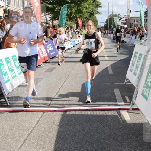 15.09.2024 - PSD Bank Halbmarathon Strokosch-Dieckow http://msf.ph/oto/7093452 15.09.2024 12:12:27 Ziel 986, 1610, 2001, 2013, 2065, 2120, 2139, 2140, 2202, 2227, 3009, 3531 meine-sportfotos.de