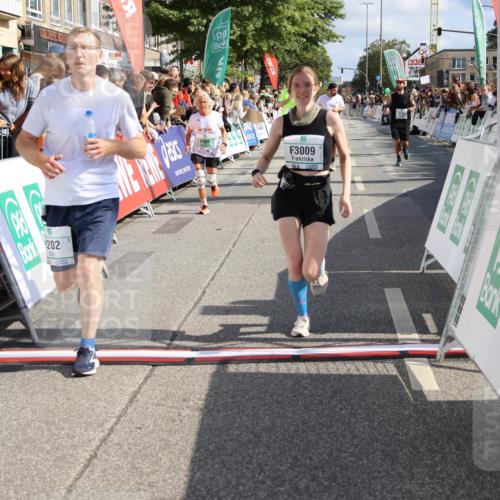 15.09.2024 - PSD Bank Halbmarathon Strokosch-Dieckow http://msf.ph/oto/7093459 15.09.2024 12:12:27 Ziel 986, 1610, 2001, 2013, 2065, 2120, 2139, 2140, 2202, 2227, 3009, 3531 meine-sportfotos.de