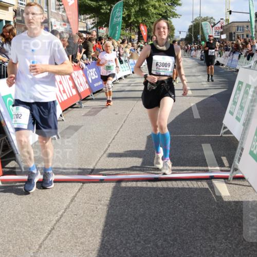 15.09.2024 - PSD Bank Halbmarathon Strokosch-Dieckow http://msf.ph/oto/7093467 15.09.2024 12:12:27 Ziel 986, 1610, 2001, 2013, 2065, 2120, 2139, 2140, 2202, 2227, 3009, 3531 meine-sportfotos.de