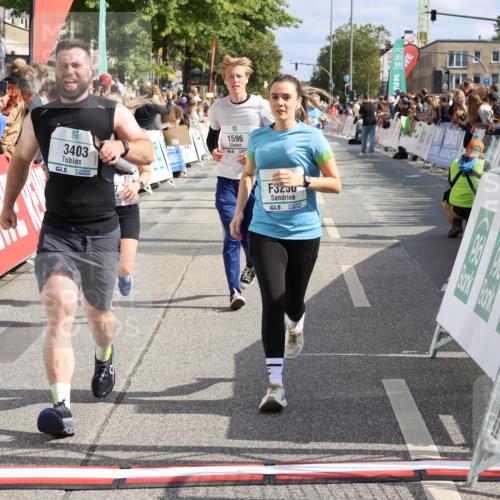 15.09.2024 - PSD Bank Halbmarathon Strokosch-Dieckow http://msf.ph/oto/7093472 15.09.2024 12:17:23 Ziel 792, 1157, 1596, 2117, 2270, 2277, 2305, 2306, 2686, 2969, 3109, 3118, 3130, 3193, 3250, 3403, 3507, 3558 meine-sportfotos.de
